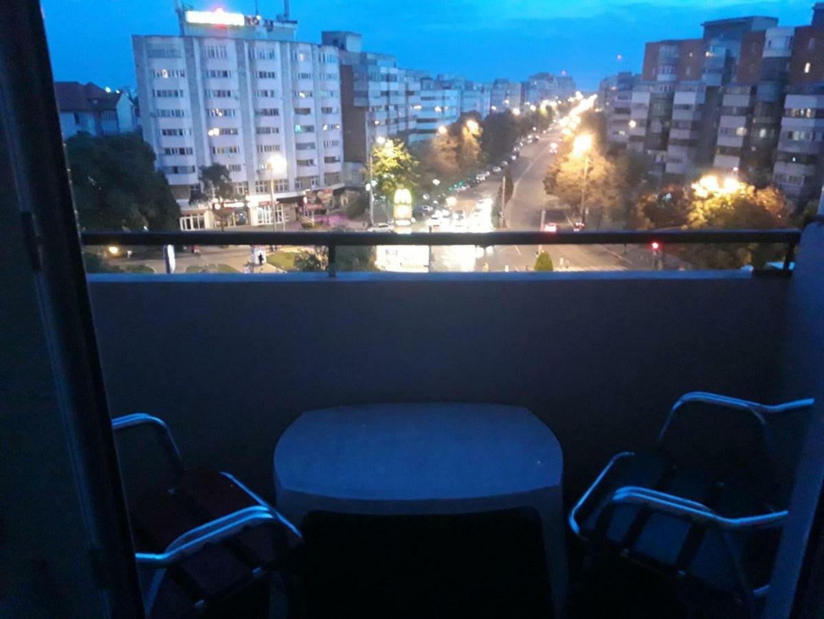 Hellen'S Ultracentral Apartament Buzău Exterior foto